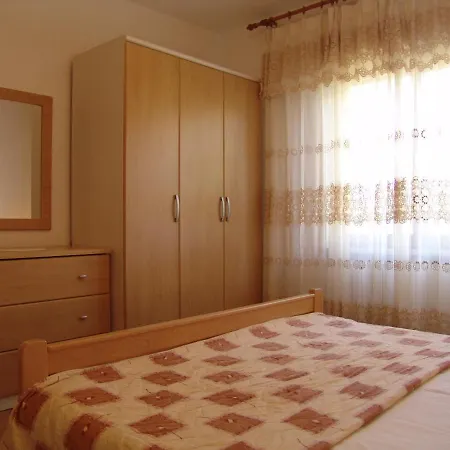 Apartments Bozica Krk Town Exterior photo