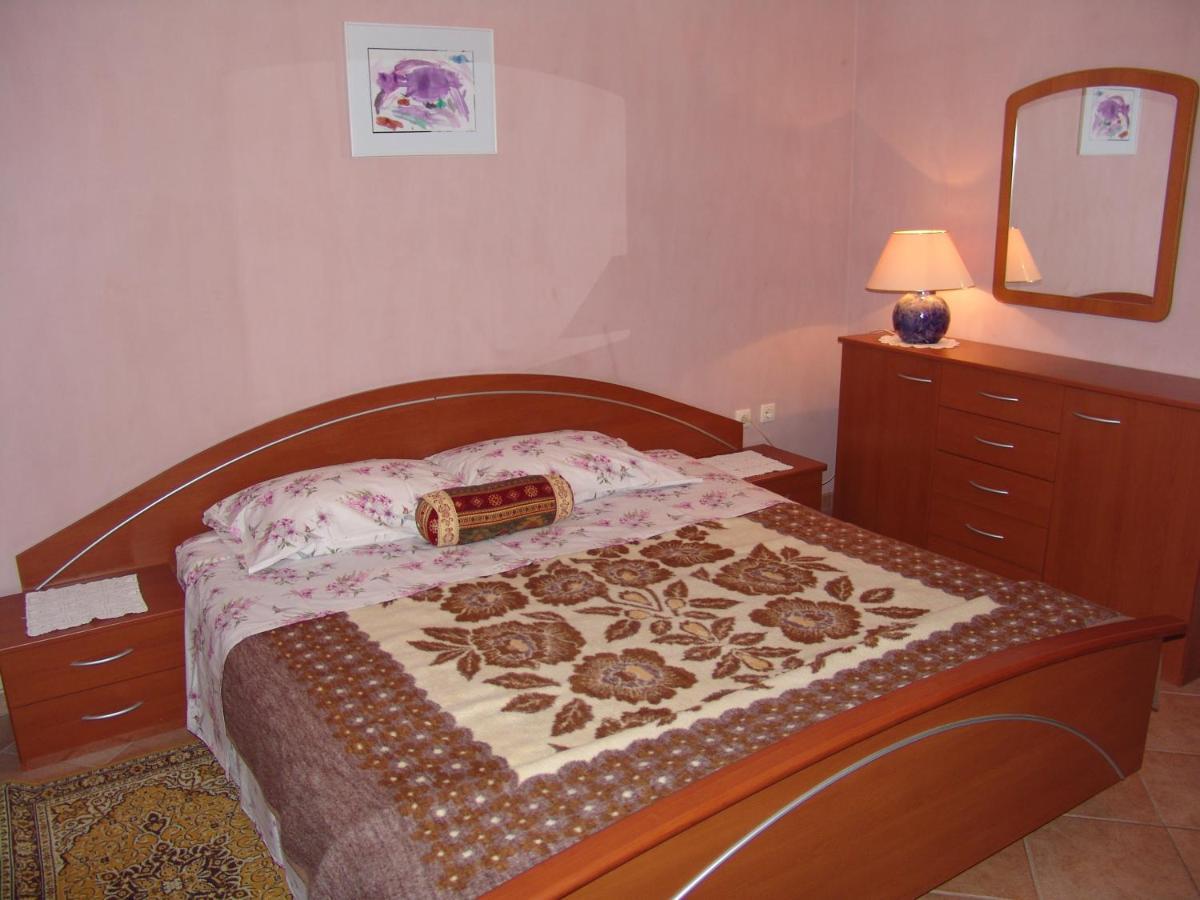 Bozica *